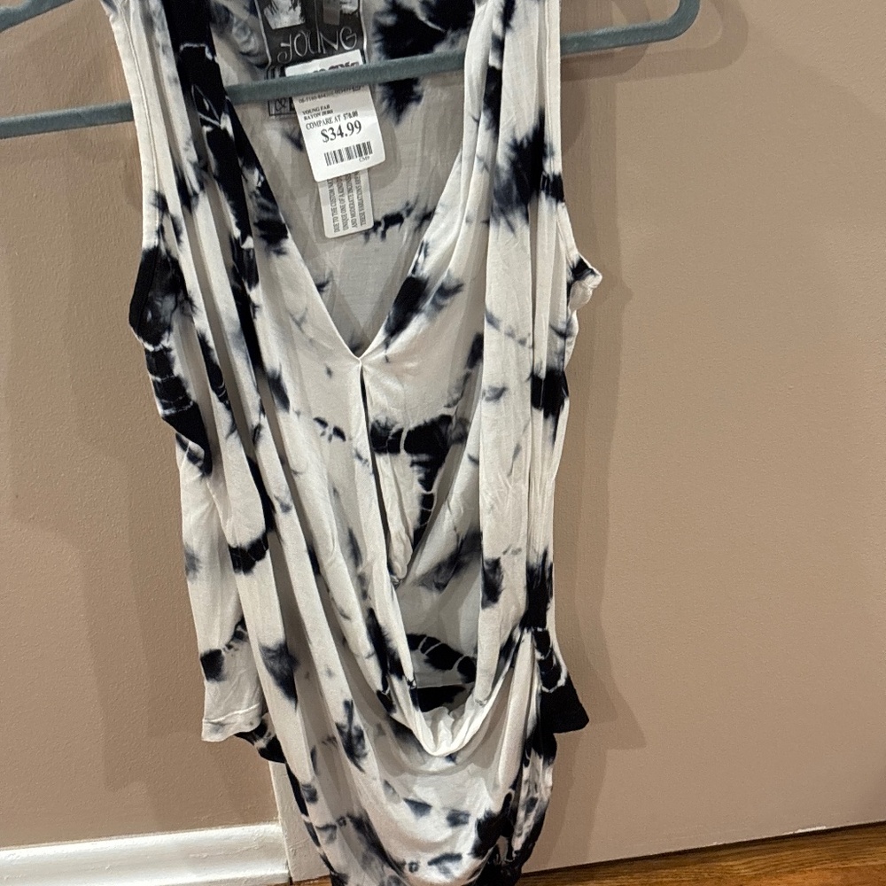 Women’s Tie Dye Top